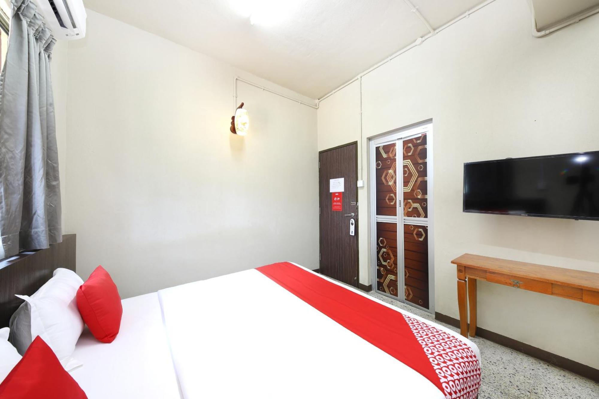 Oyo 507 Aikka Hotel Butterworth Exterior photo