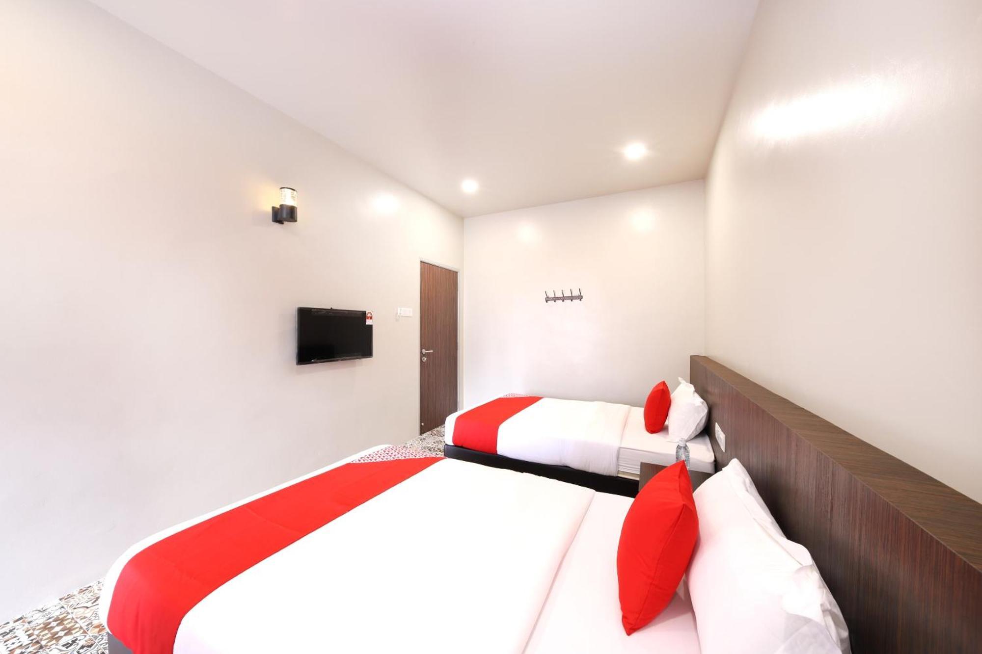 Oyo 507 Aikka Hotel Butterworth Exterior photo