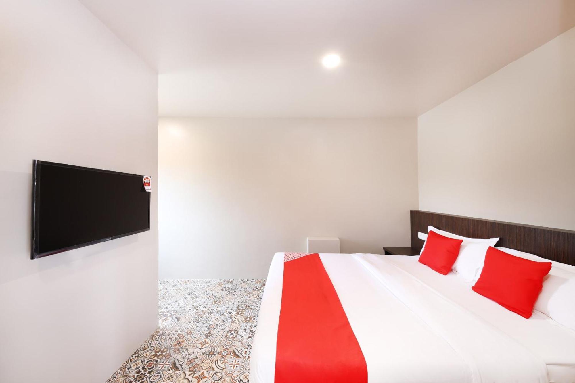 Oyo 507 Aikka Hotel Butterworth Exterior photo